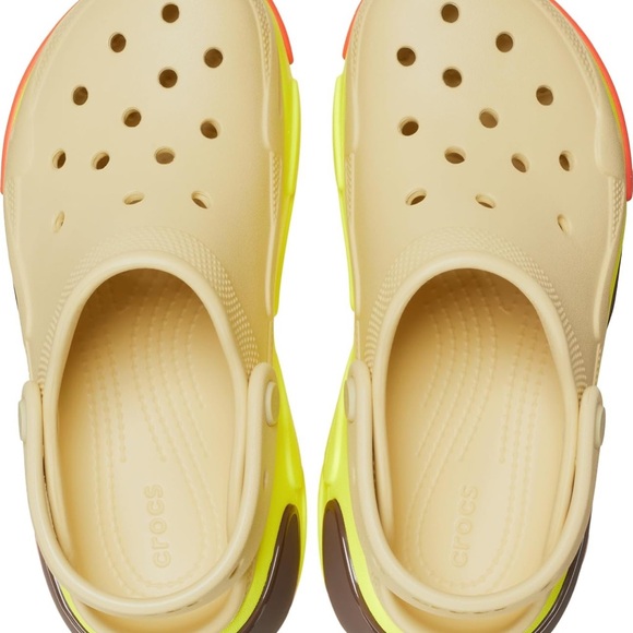 NWT CROC BUBBLE CRUSH PLATFORM CLOGS - Sesame (9) - Picture 5 of 9